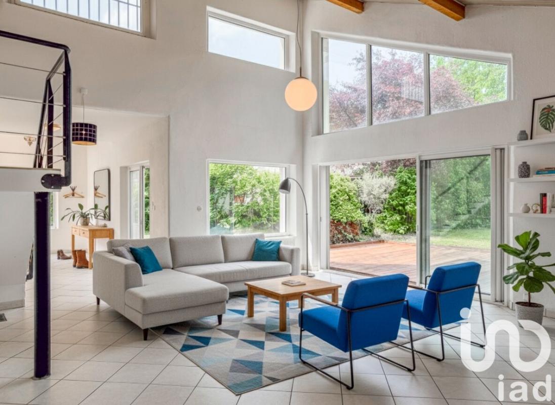 Maison 8 Pièce(s) Sainte-Foy-lès-Lyon