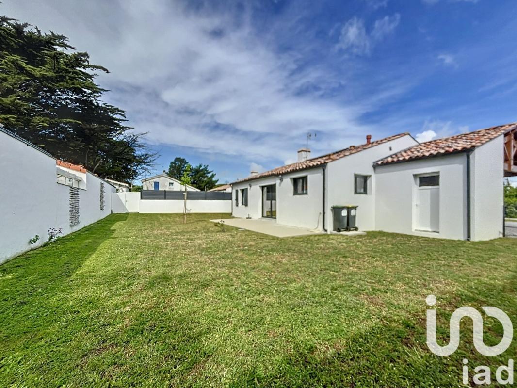 Maison 5 Pièce(s) Barbâtre