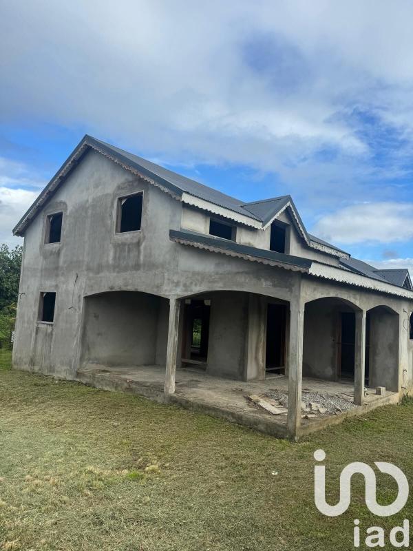 Maison 8 Pièce(s) Sainte-Rose