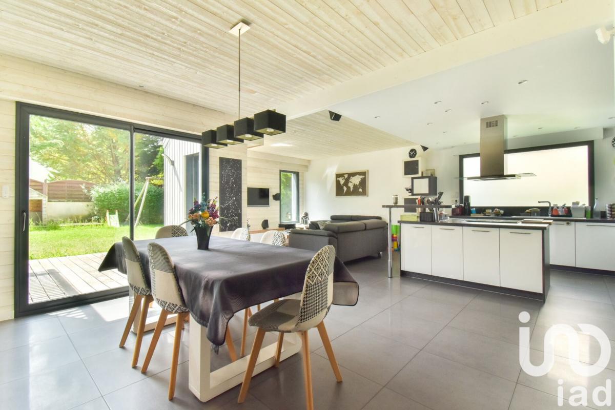 Maison 7 Pièce(s) Montlignon