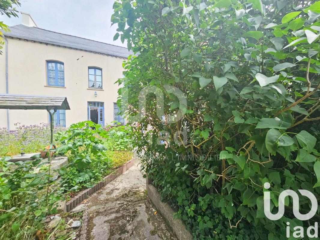 Maison de ville 7 Pièce(s) Saint-Méen-le-Grand