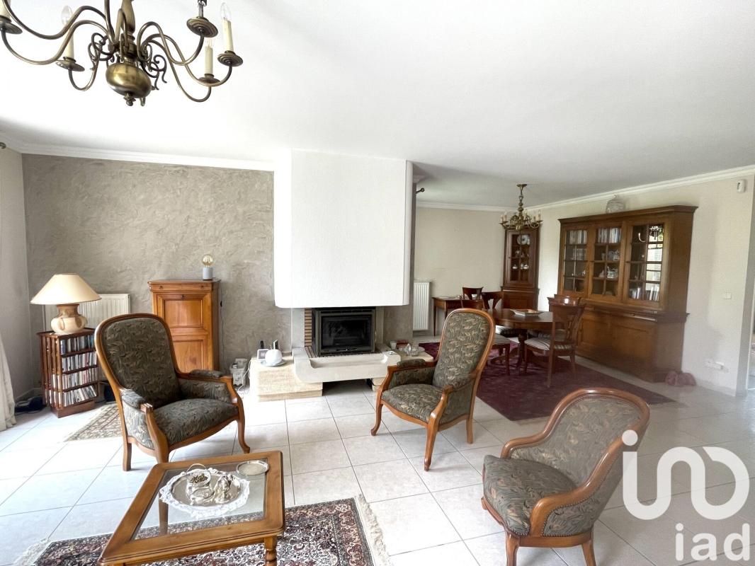 Maison 6 Pièce(s) Mandres-les-Roses