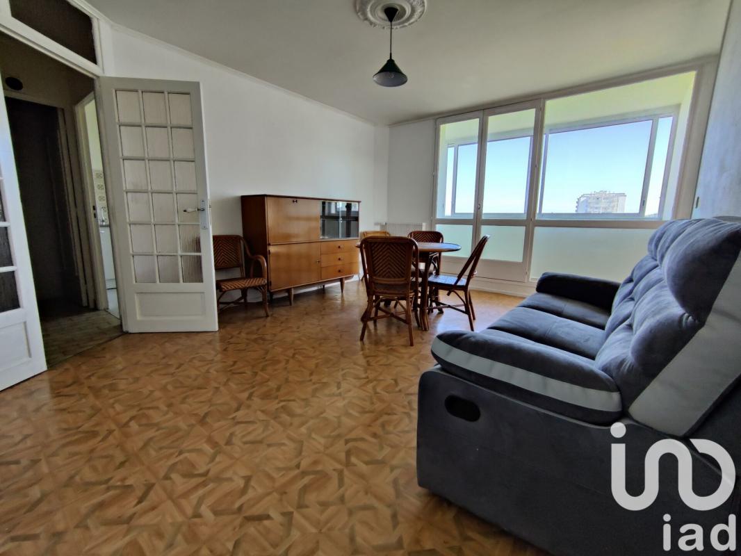 Appartement 4 Pièce(s) Saint-Pierre-des-Corps