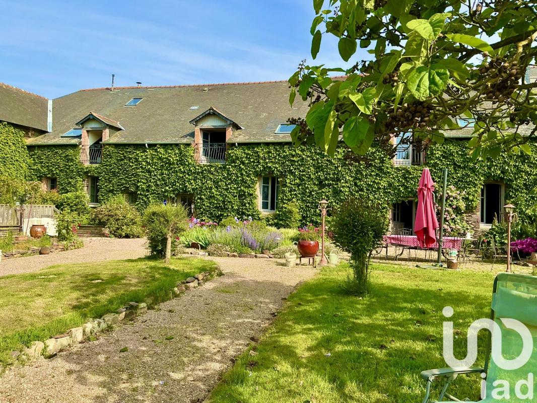 Maison 8 Pièce(s) Bréal-sous-Montfort