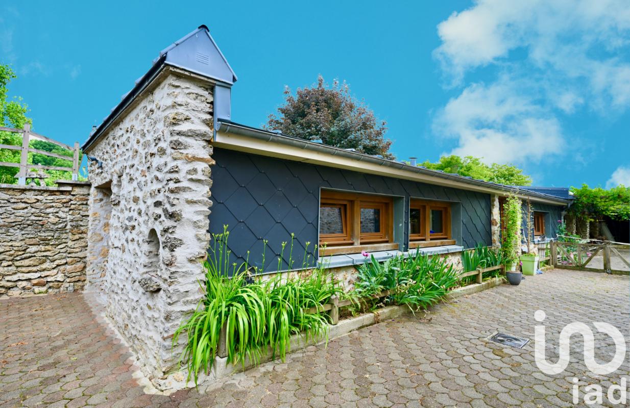 Maison 8 Pièce(s) Favières