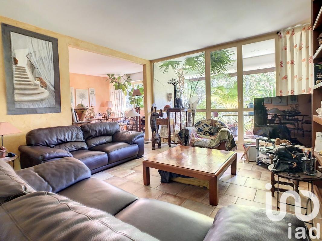 Appartement 5 Pièce(s) Vaux-le-Pénil