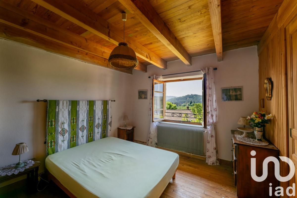 Maison de village 4 Pièce(s) Saint-Bonnet-le-Chastel