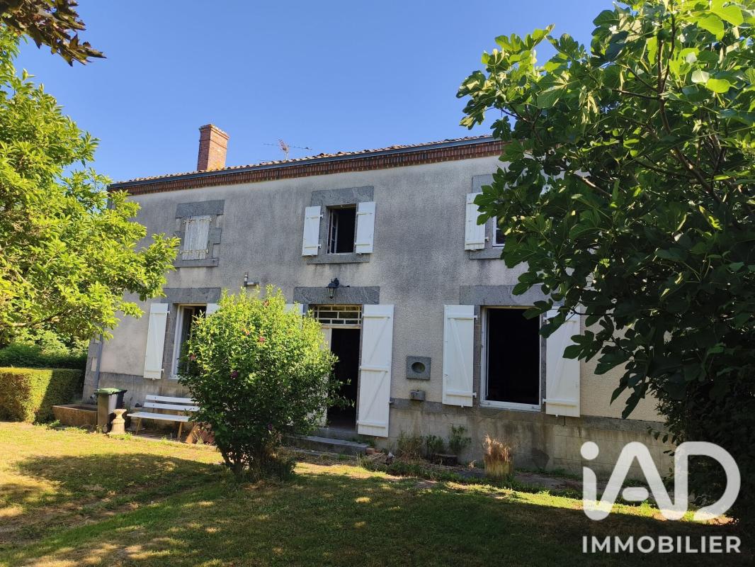Maison 7 Pièce(s) Val-d'Oire-et-Gartempe