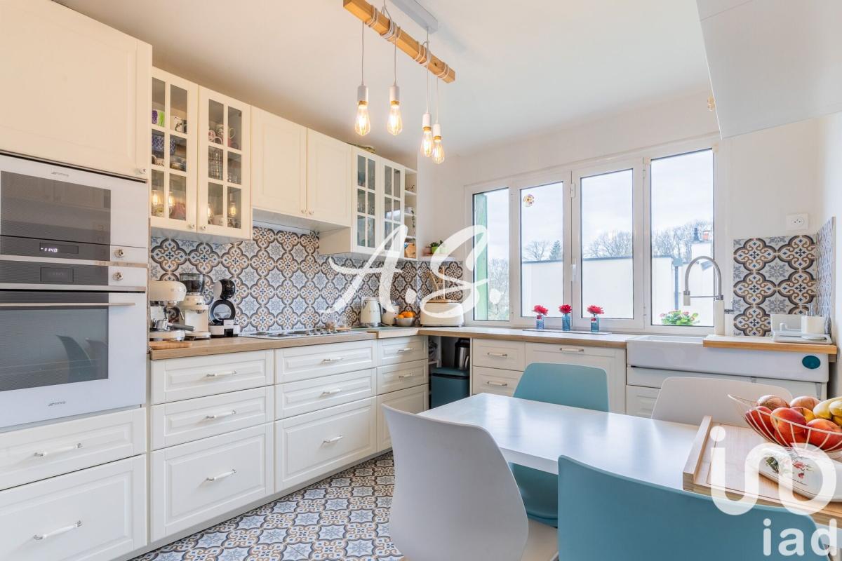 Maison 4 Pièce(s) Verrières-le-Buisson