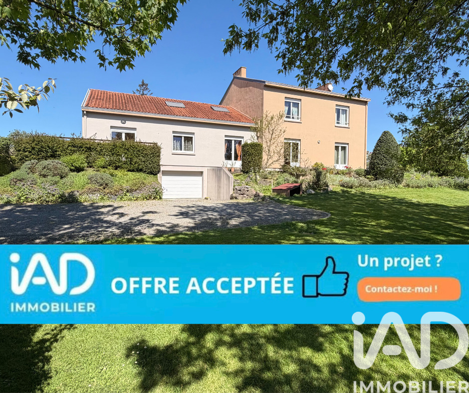Maison de ville 10 Pièce(s) La Châtaigneraie
