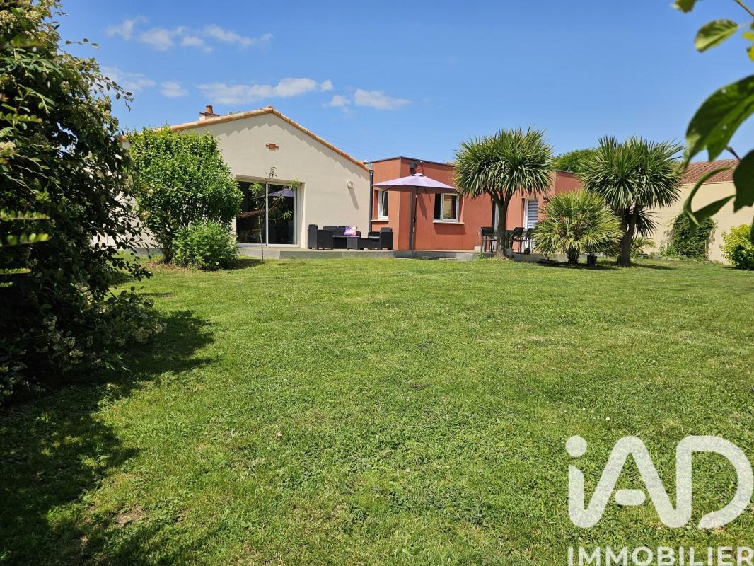 Maison traditionnelle 7 Pièce(s) Saint-Philbert-de-Grand-Lieu