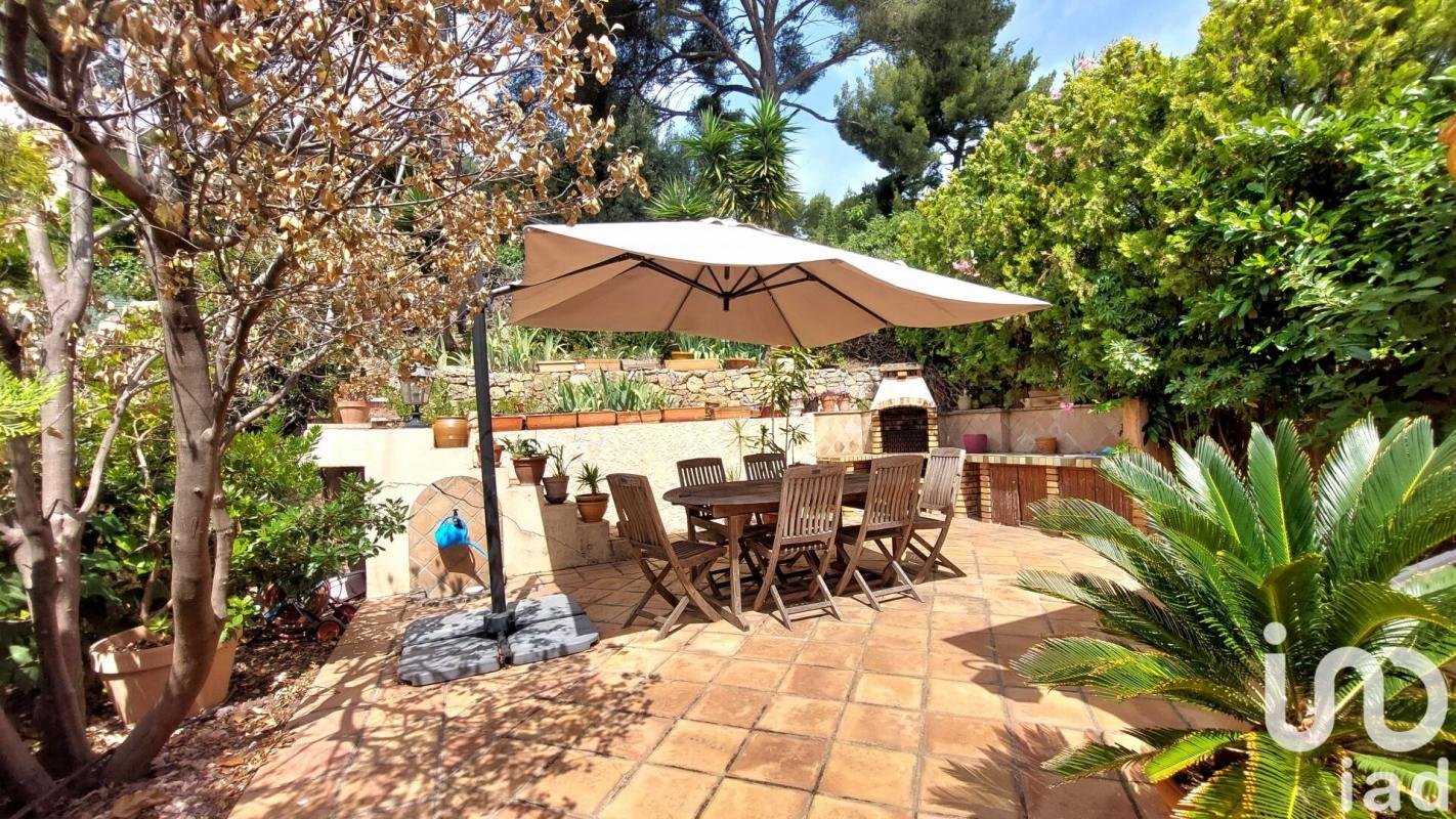 Maison 4 Pièce(s) Solliès-Ville