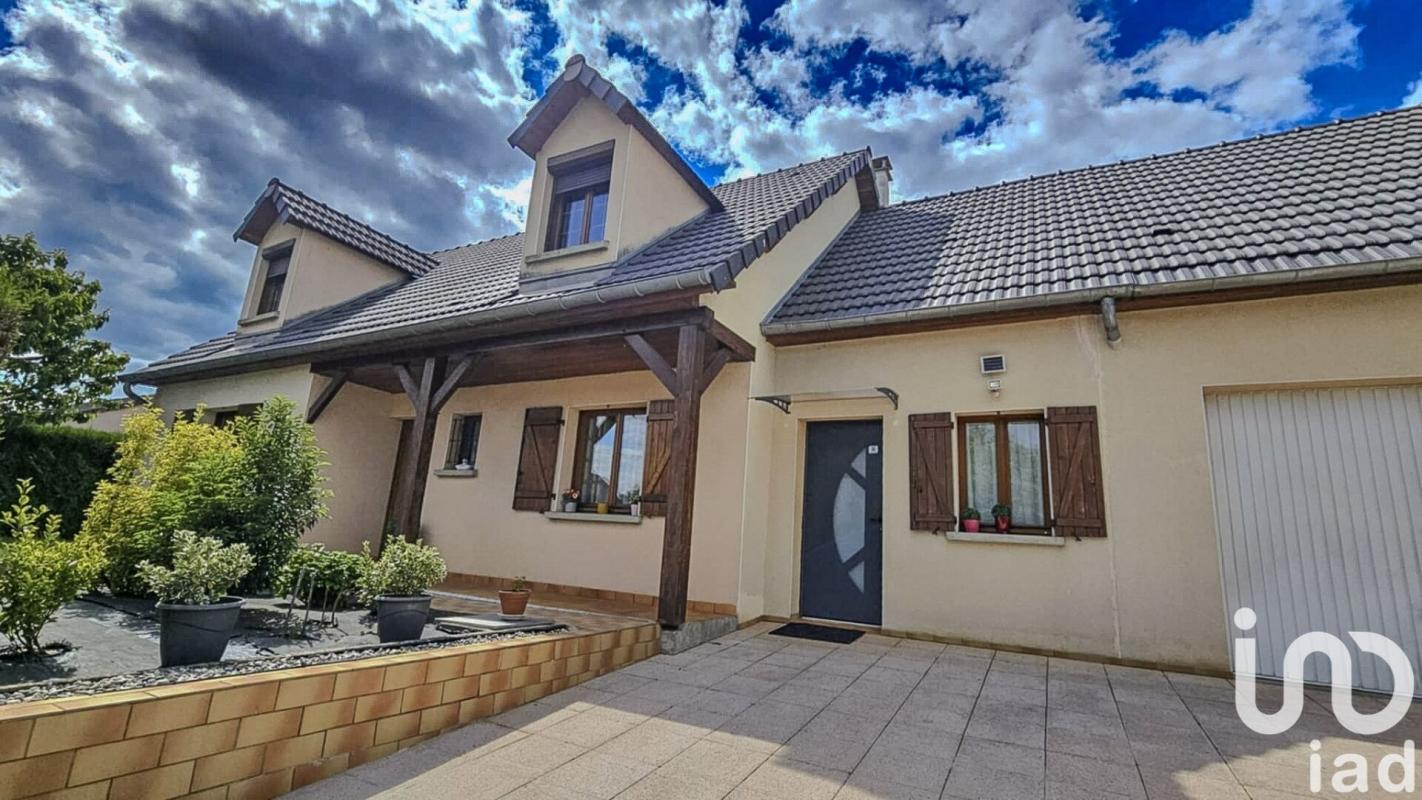 Maison traditionnelle 8 Pièce(s) La Francheville