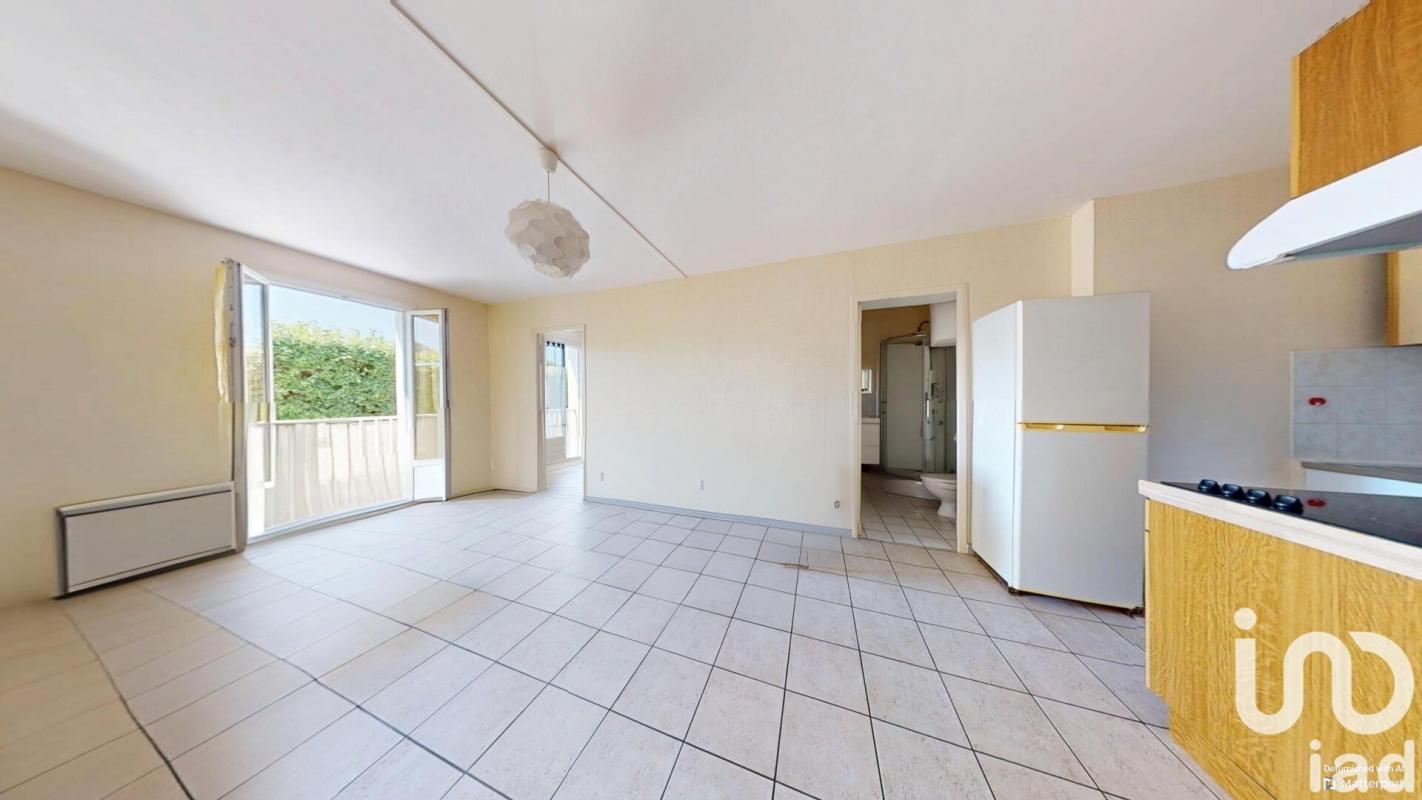 Appartement 2 Pièce(s) Montereau-Fault-Yonne