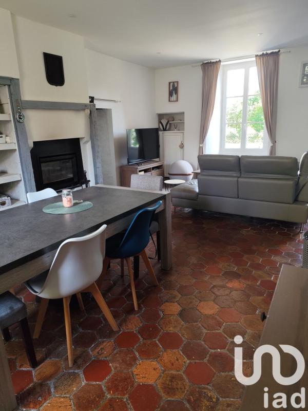 Maison 8 Pièce(s) Chenoise-Cucharmoy