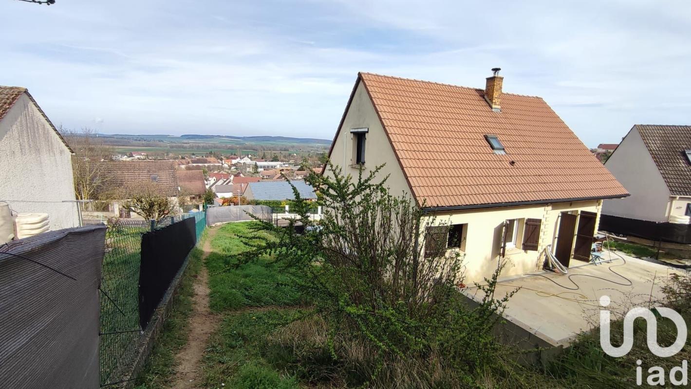 Pavillon 5 Pièce(s) Pont-sur-Yonne