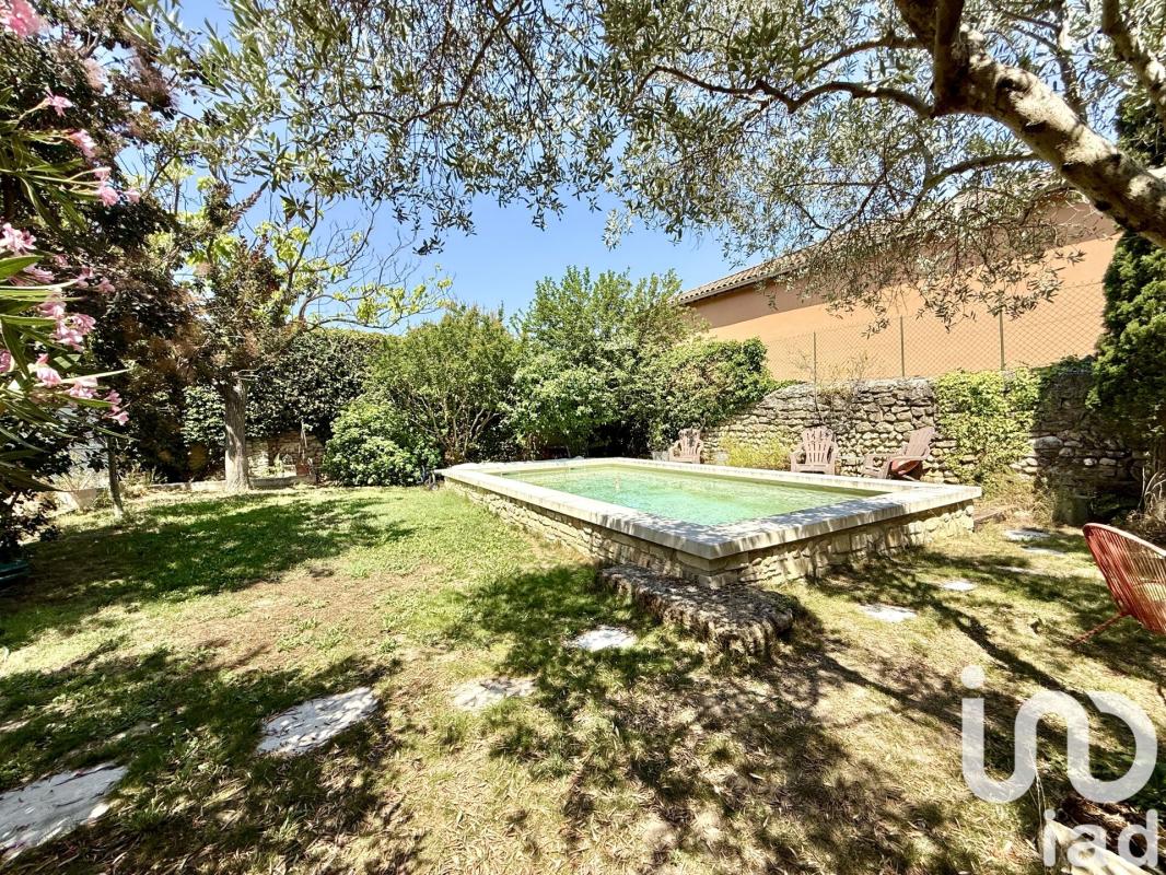 Maison de ville 7 Pièce(s) Sainte-Cécile-les-Vignes