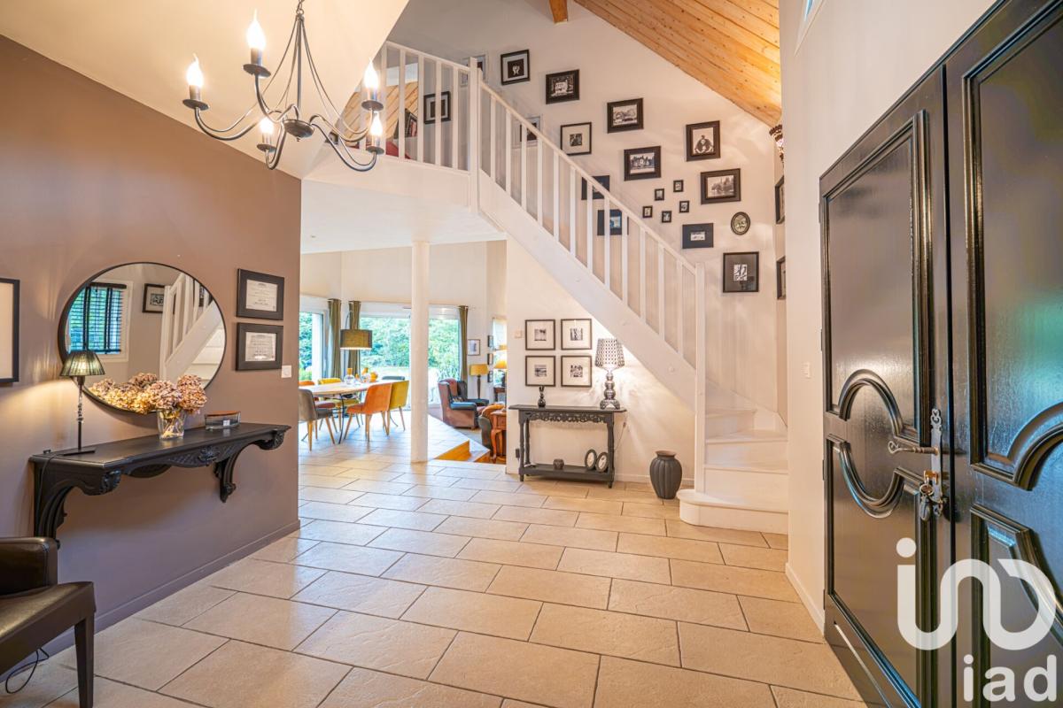 Maison 7 Pièce(s) Guécélard