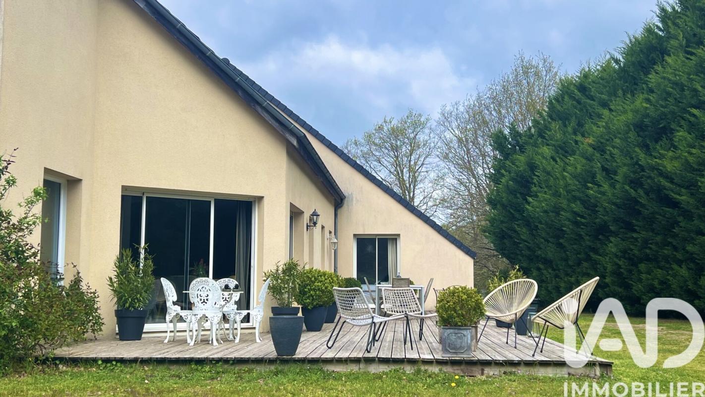 Maison 7 Pièce(s) Guécélard