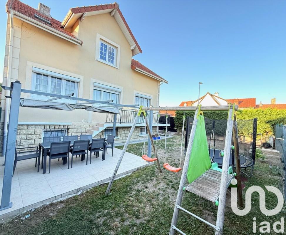 Maison traditionnelle 7 Pièce(s) Chanteloup-les-Vignes