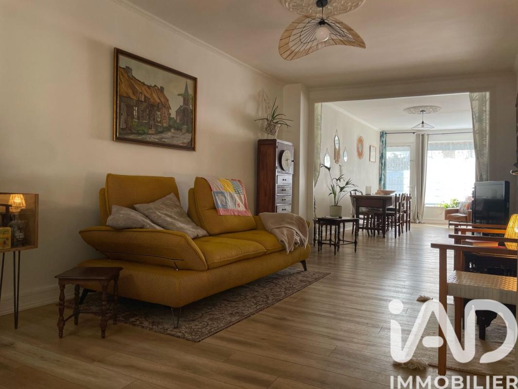 Maison de ville 5 Pièce(s) La Rochefoucauld-en-Angoumois