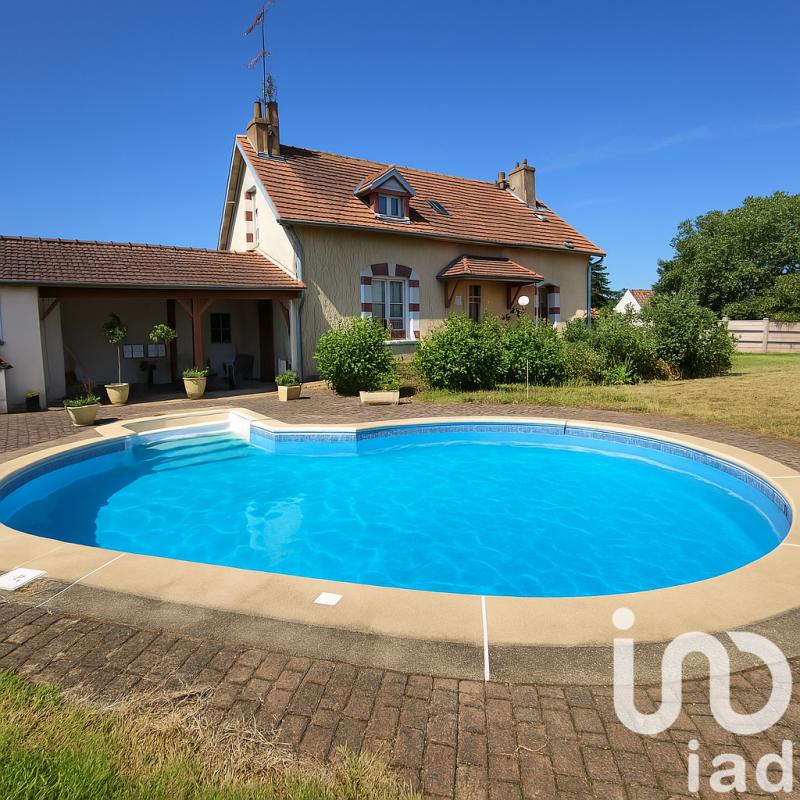 Maison 8 Pièce(s) Digoin