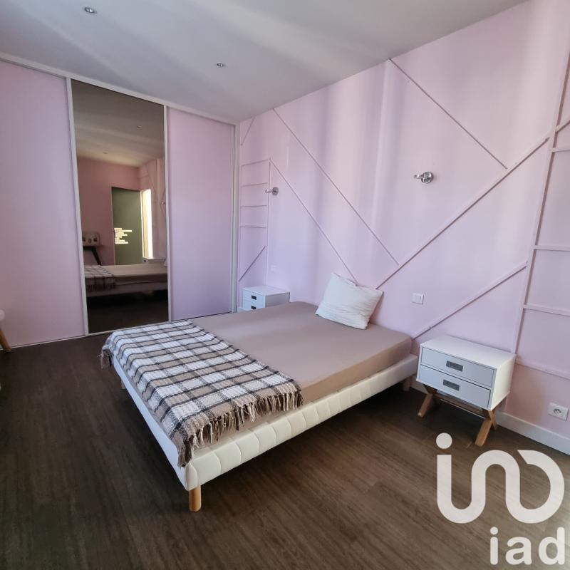 Maison 9 Pièce(s) Aigondigné