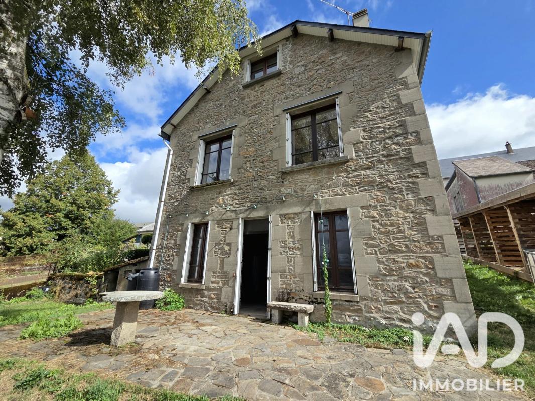 Maison de village 4 Pièce(s) Peyrelevade