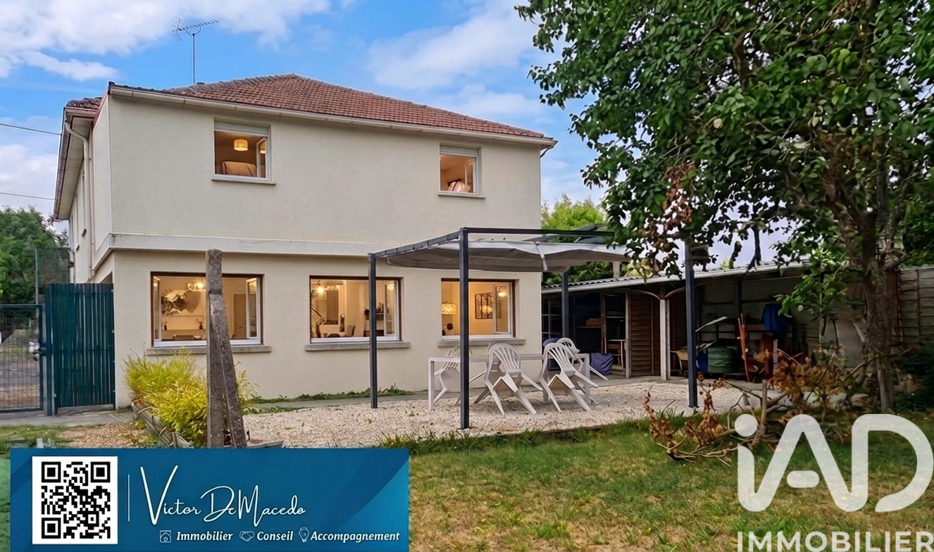 Maison traditionnelle 7 Pièce(s) Semoy