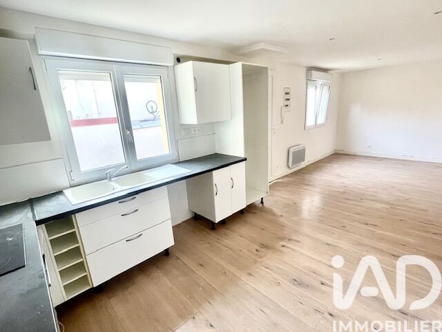 Pavillon 3 Pièce(s) Villeneuve-le-Roi