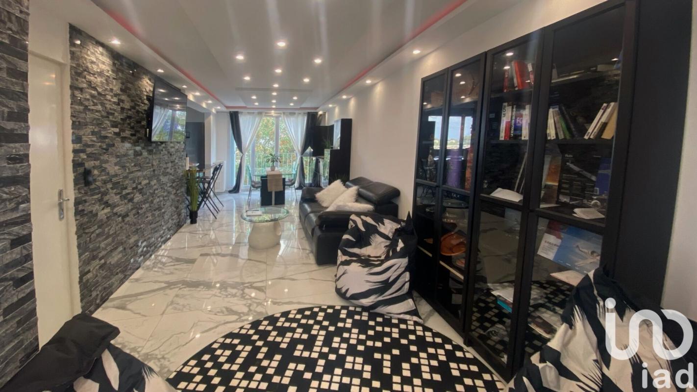 Appartement 4 Pièce(s) Saint-Cyr-l'École