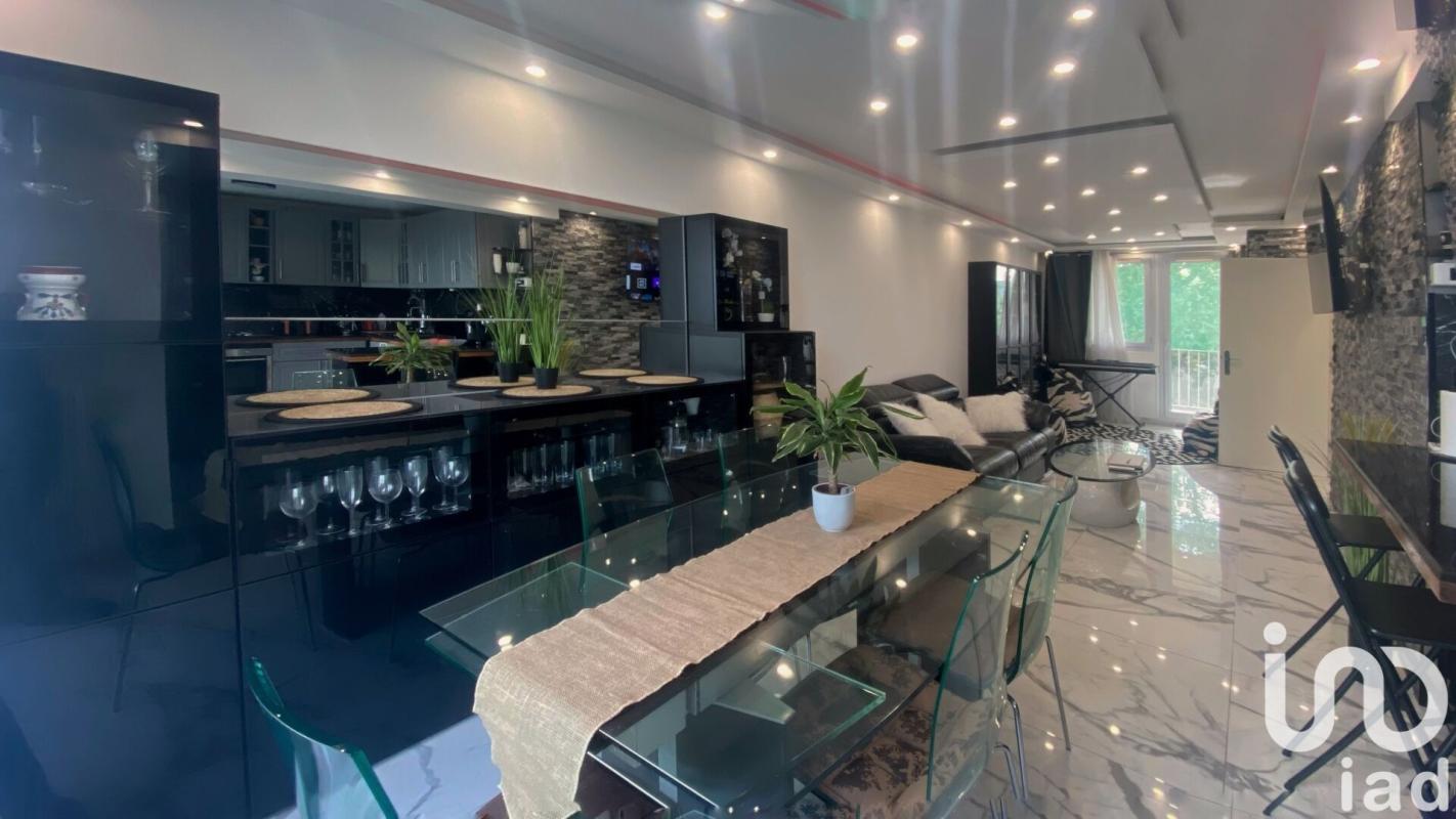 Appartement 4 Pièce(s) Saint-Cyr-l'École