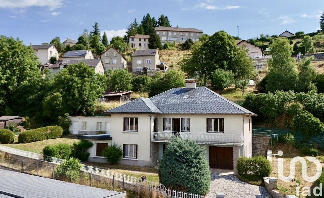 Maison 8 Pièce(s) Saint-Alban-sur-Limagnole