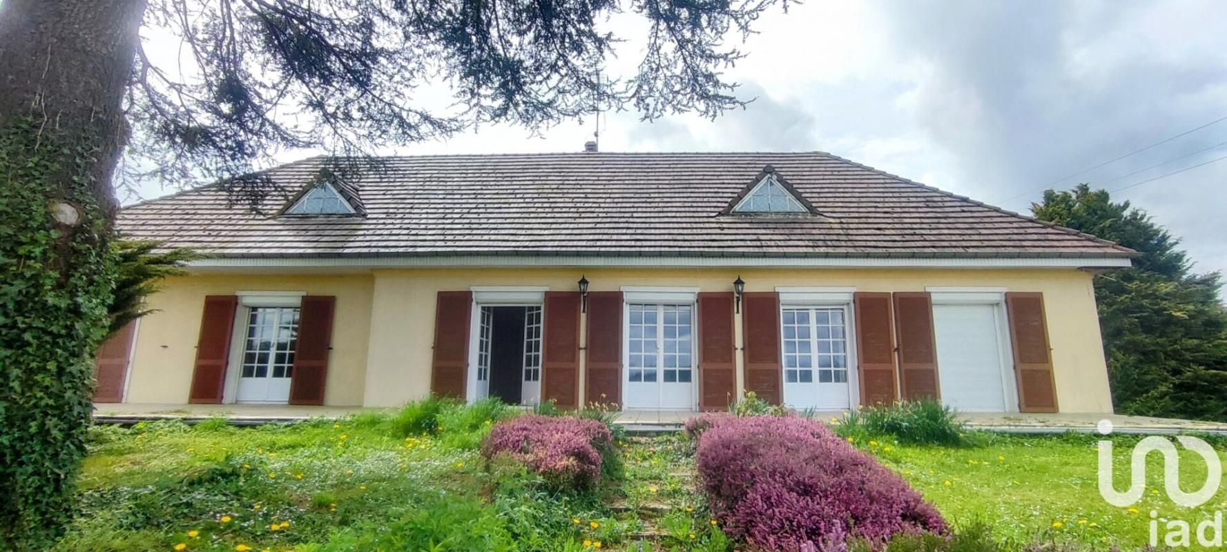 Maison 8 Pièce(s) Le Teilleul