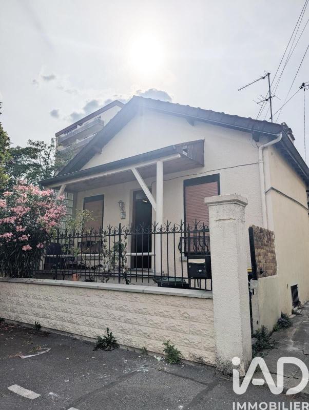 Maison 4 Pièce(s) Le Blanc-Mesnil