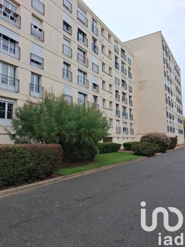 Appartement 4 Pièce(s) Lucé