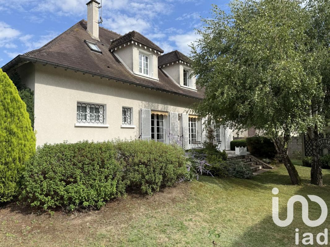 Maison 8 Pièce(s) La Rochette