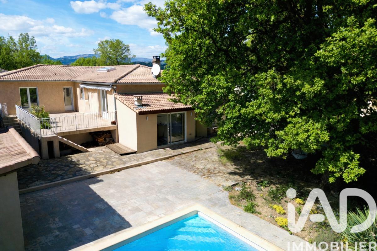 Villa 6 Pièce(s) Saint-Julien-du-Serre