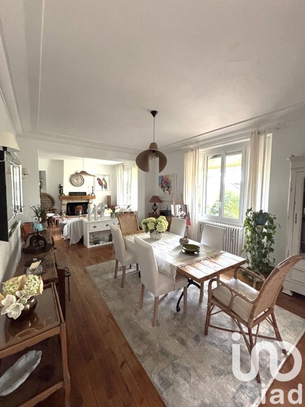 Maison traditionnelle 9 Pièce(s) Le Bugue