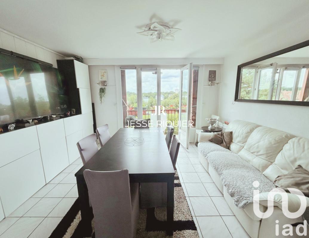 Appartement 4 Pièce(s) Le Mesnil-le-Roi