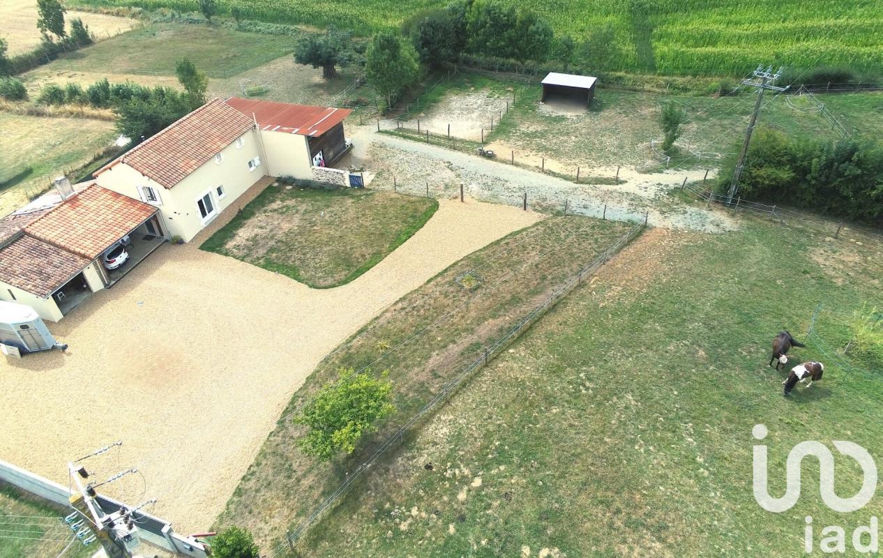 Maison 4 Pièce(s) Mervent