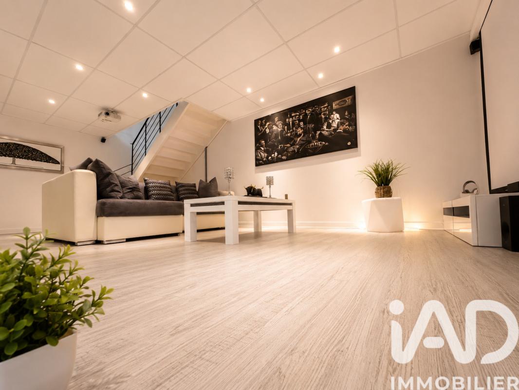 Maison 10 Pièce(s) Villeneuve-sur-Yonne - Photo 4
