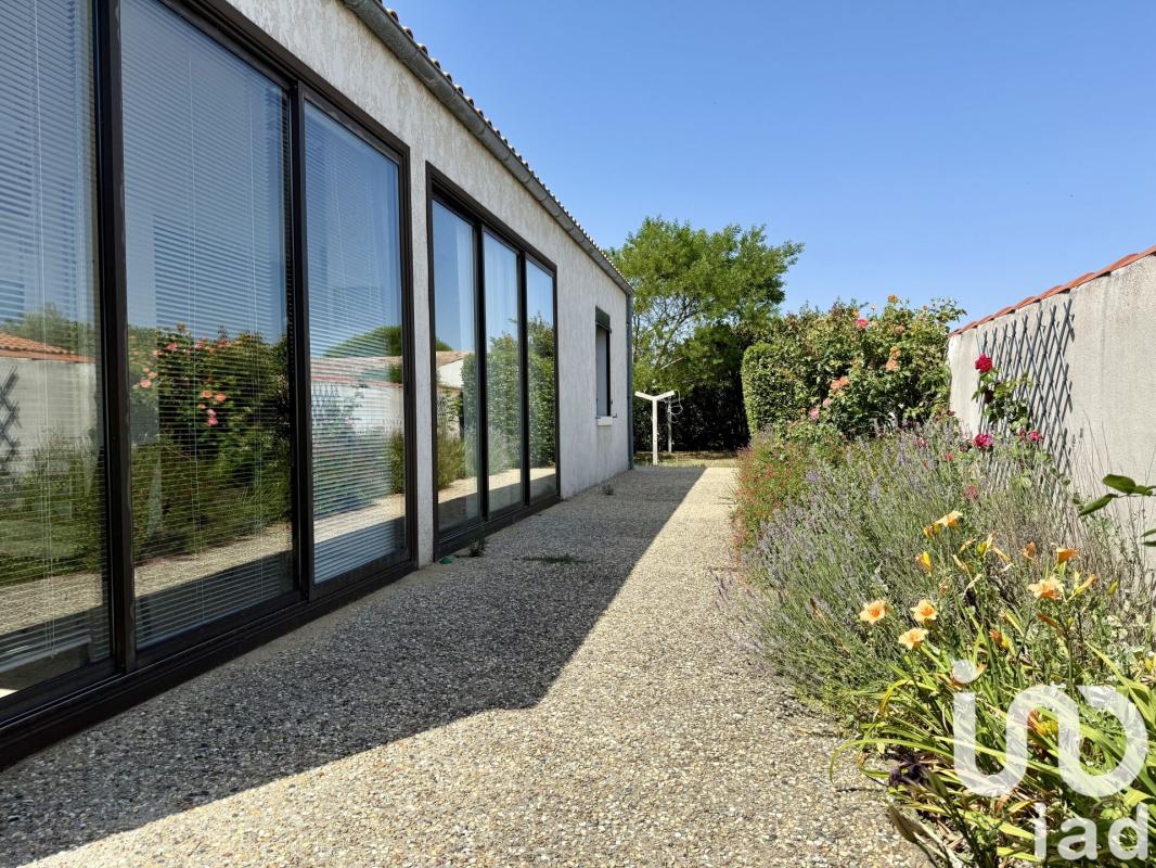 Maison 5 Pièce(s) La Brée-les-Bains