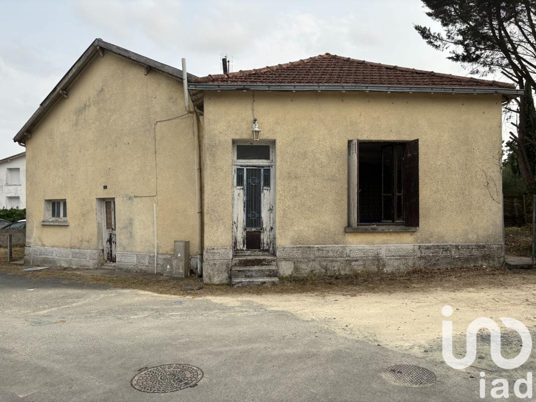 Maison de village 3 Pièce(s) Prin-Deyrançon