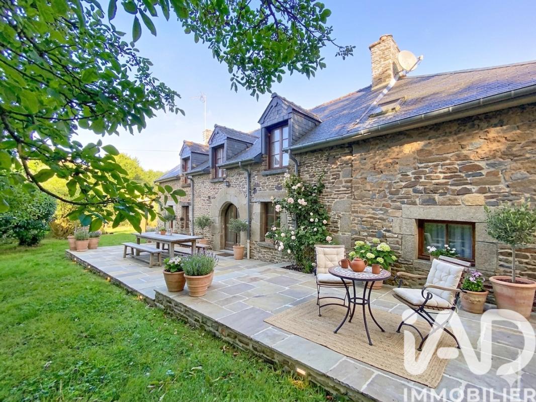 Maison longère 5 Pièce(s) La Boussac