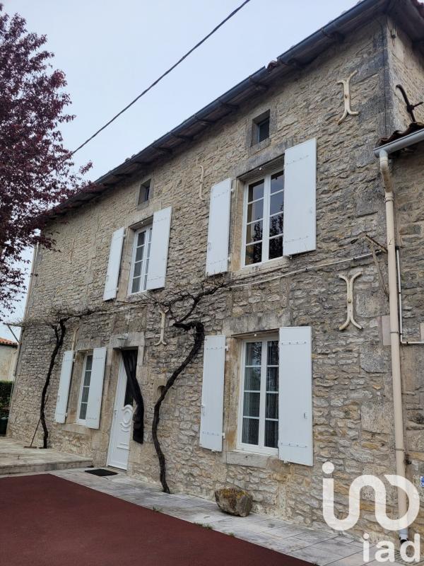 Maison 5 Pièce(s) Saint-Coutant