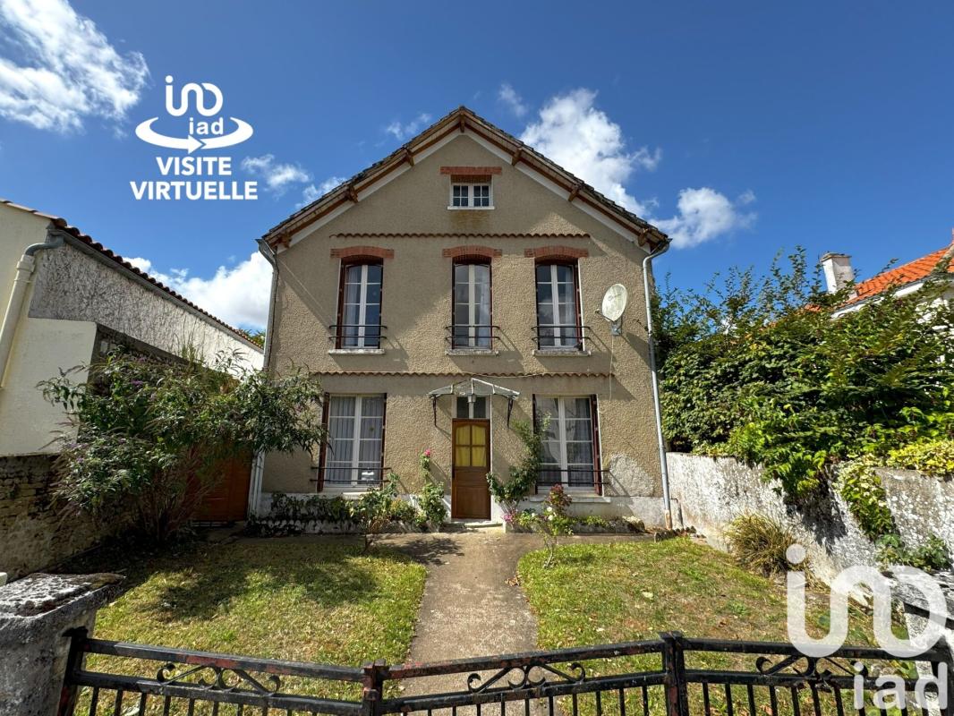 Maison de village 7 Pièce(s) L'Hermenault