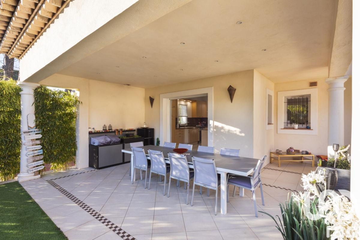 Maison 8 Pièce(s) Saint-Raphaël - Photo 8