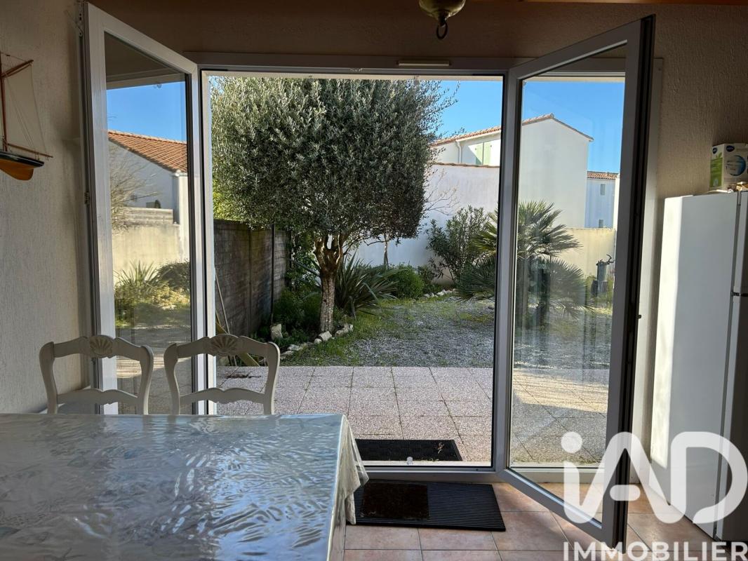 Maison 6 Pièce(s) La Flotte