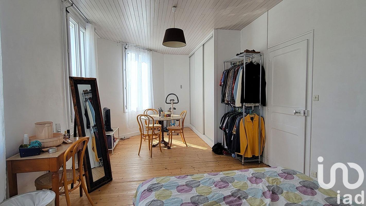 Maison de ville 7 Pièce(s) Longué-Jumelles